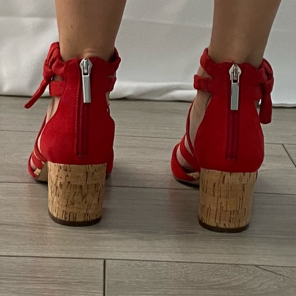 Nine West strappy red heels - Picture 6 of 7